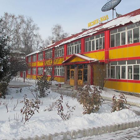 Otel Issyk-Kul Karakol Extérieur photo
