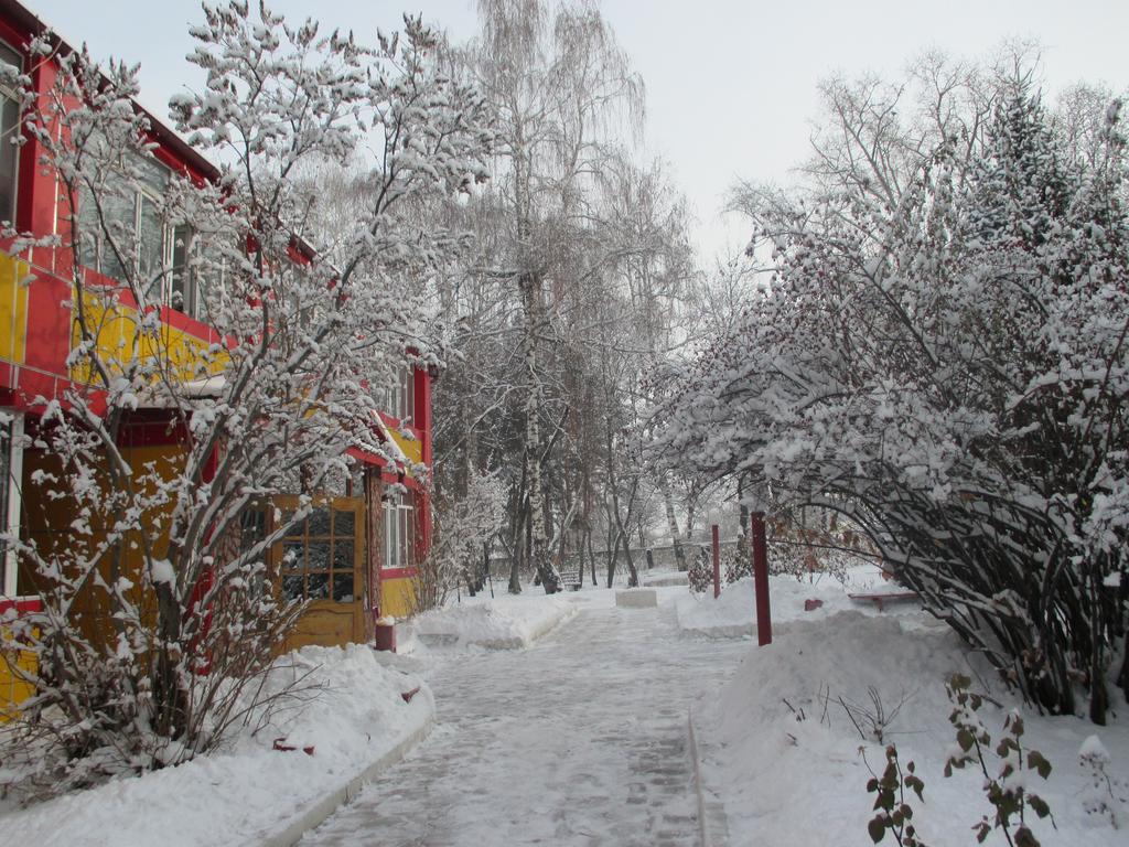 Otel Issyk-Kul Karakol Extérieur photo