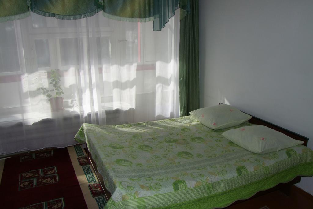 Otel Issyk-Kul Karakol Extérieur photo