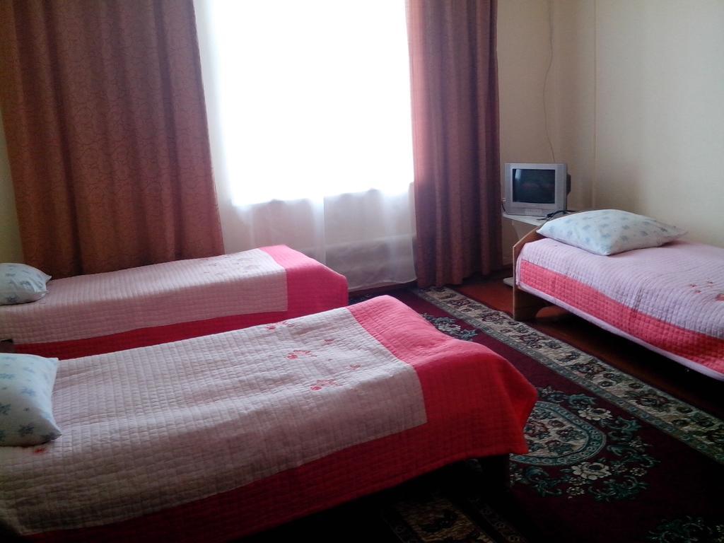 Otel Issyk-Kul Karakol Extérieur photo