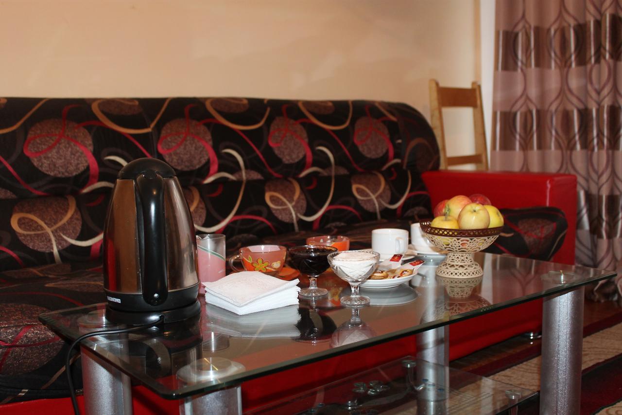 Otel Issyk-Kul Karakol Extérieur photo