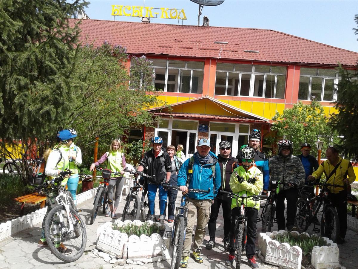 Otel Issyk-Kul Karakol Extérieur photo